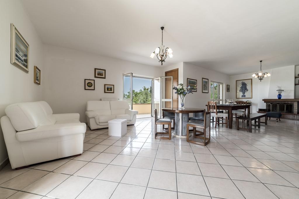 Villa Tina Santa Maria di Castellabate Kültér fotó