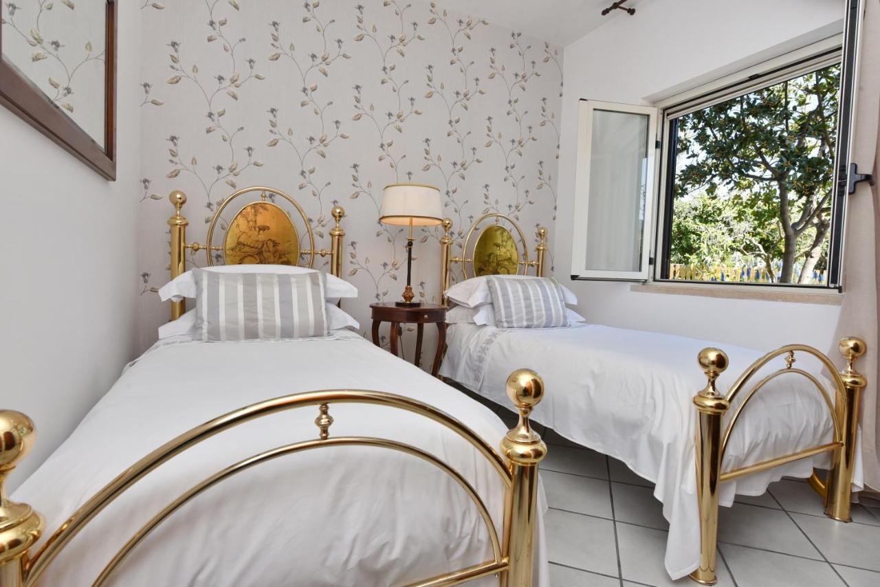 Villa Tina Santa Maria di Castellabate Kültér fotó