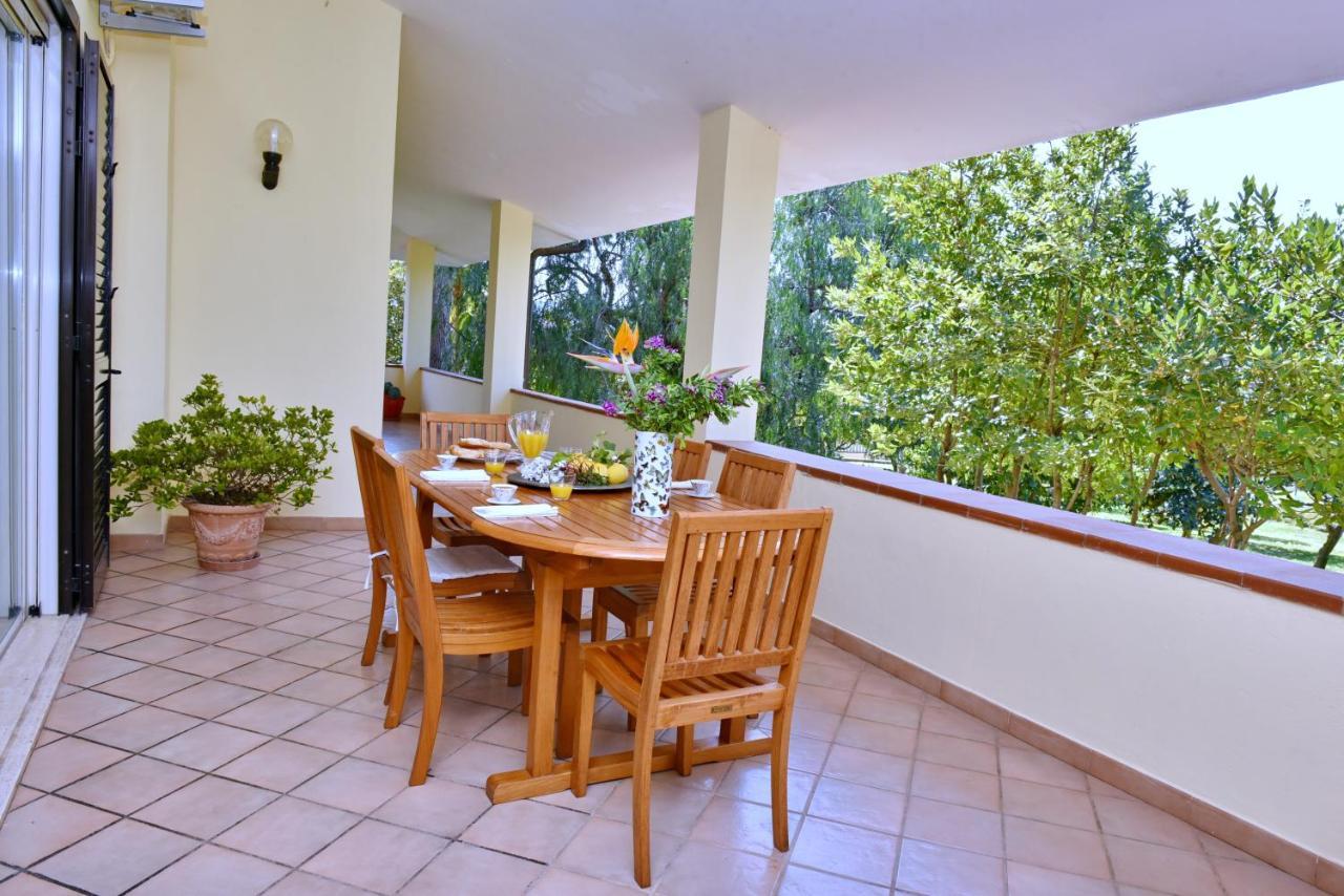 Villa Tina Santa Maria di Castellabate Kültér fotó