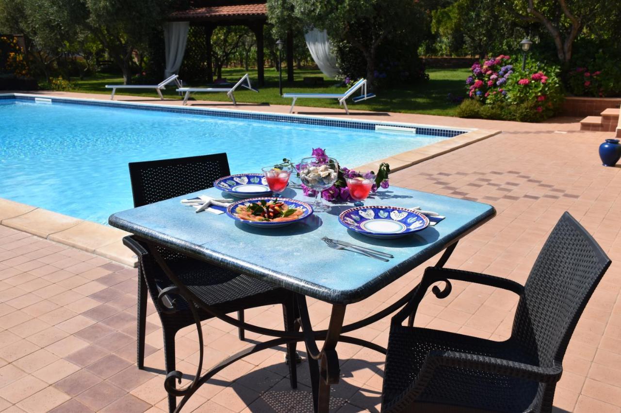 Villa Tina Santa Maria di Castellabate Kültér fotó